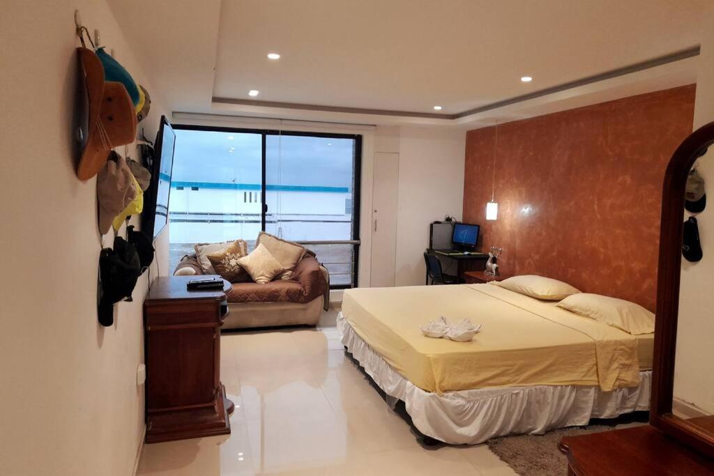 Holiday home Espectacular Casa Grande Vacacional En Manta!