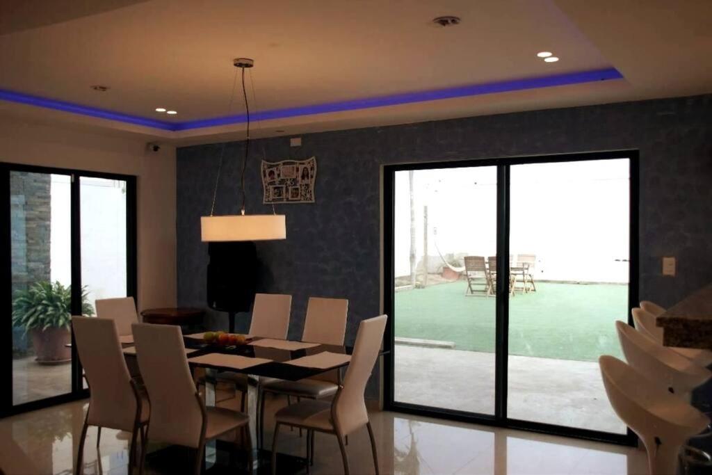 Holiday home Espectacular Casa Grande Vacacional En Manta! *